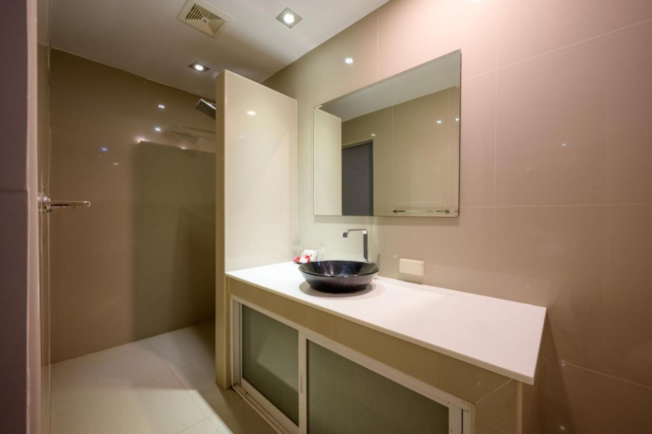 Cozy Resort, A Boutique Hotel Pattaya Esterno foto