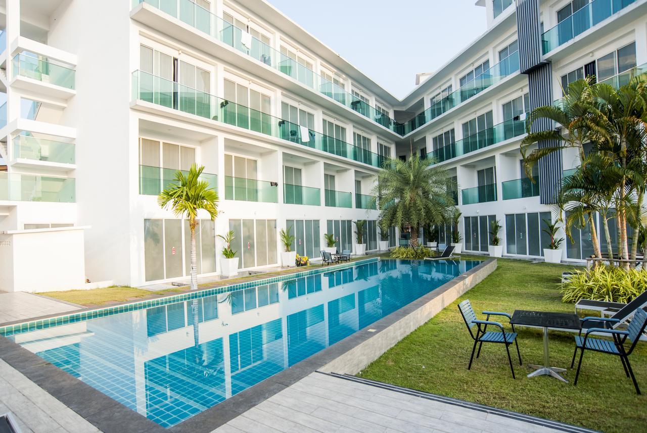 Cozy Resort, A Boutique Hotel Pattaya Esterno foto