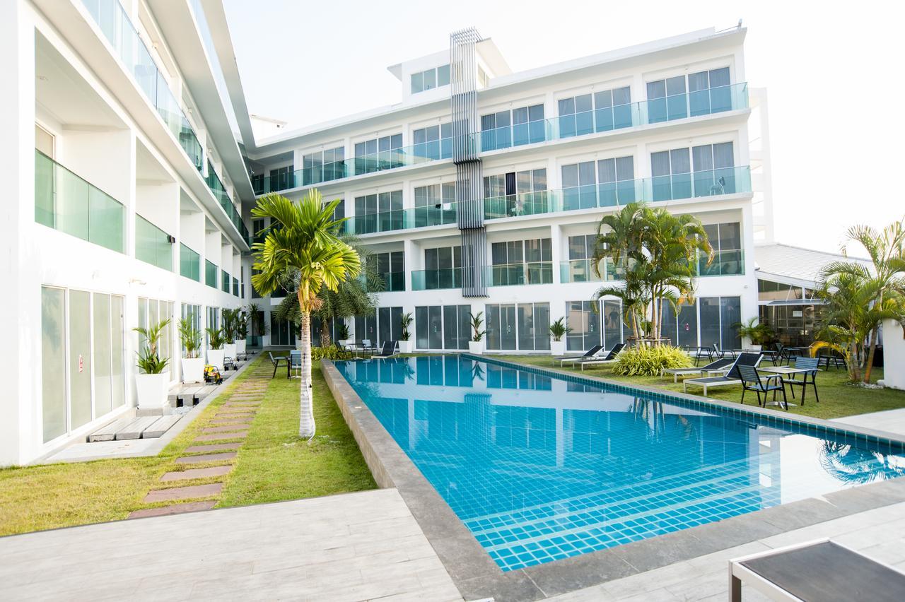 Cozy Resort, A Boutique Hotel Pattaya Esterno foto